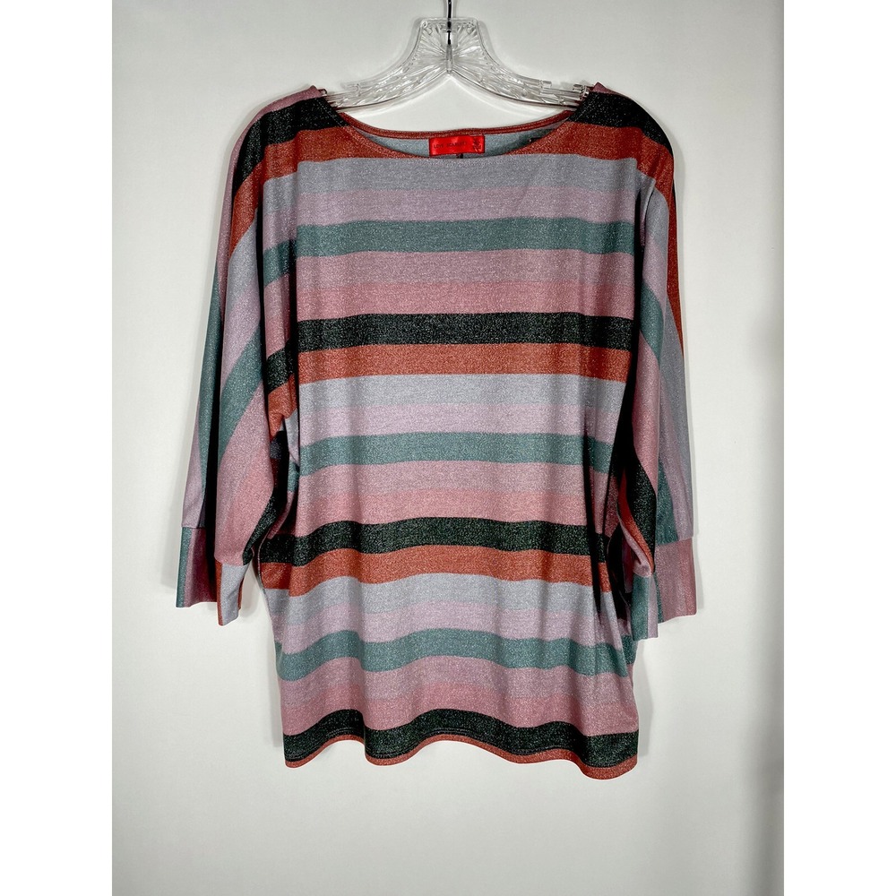 Love scarlet Top womens size Large NWT Original price $54.00 3/4 dolman sleeves